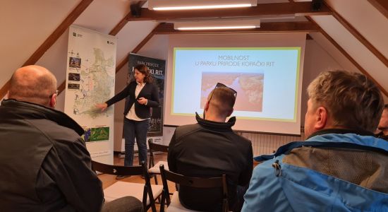 Experiencing and tasting Podunavlje: from Podolian “perkelt” and brilliant wines to sweet “taške” pastries, Hrvatski ruralni turizam